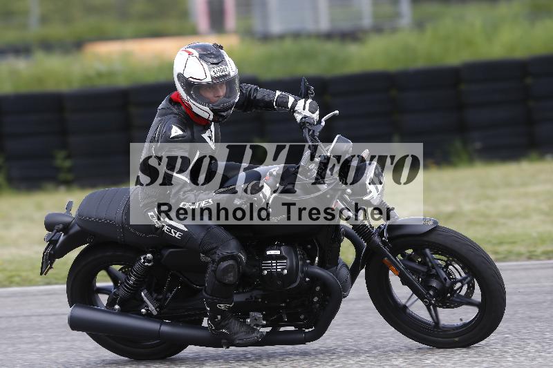 Archiv-2025/09 22.04.2025 Cornu Master School ADR/gruen-vert/18